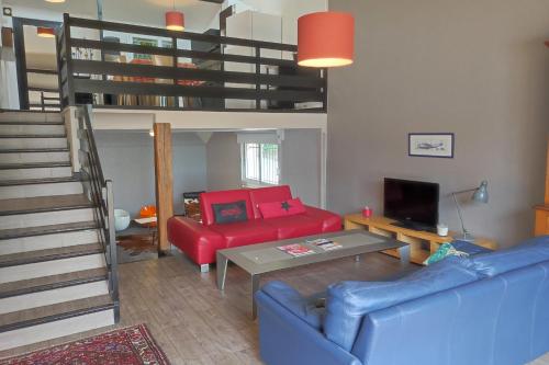 126 m With Pool Between Town and sea