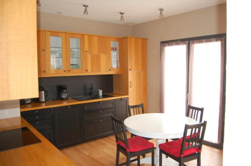 13 rue de la pyramide Bel Appartement