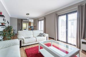 13 rue de la pyramide Bel Appartement