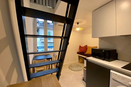 14m renovated with mezzanine in Antibes