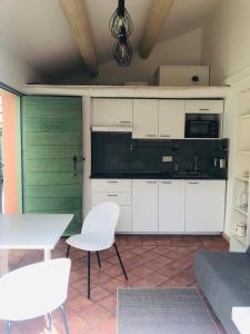 15 MINS AIX-EN-PROVENCE ET LUBERON DANS DOMAINE DE CAMPAGNE PRIVE