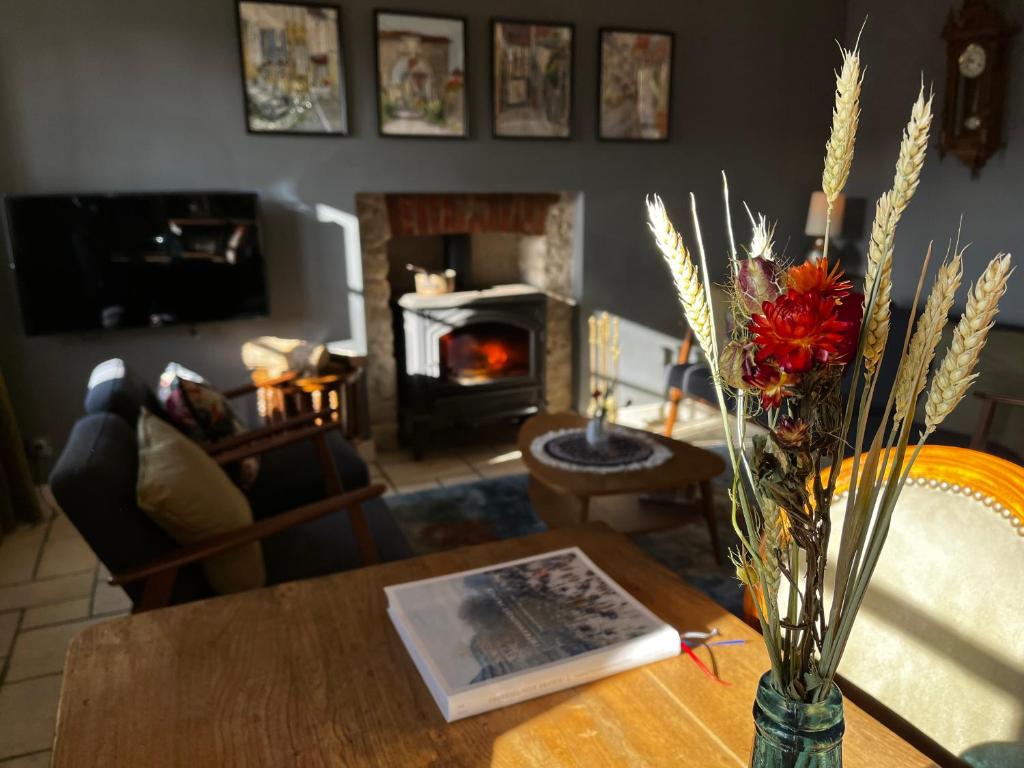 1590 - Family flat in heart of Paris