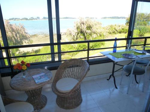 180 panoramic sea view, apartment, Roscoff