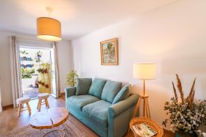 188 Apartments - Lantana - pool, garden and patio