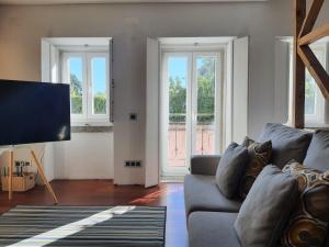 1881 Historical duplex Suite