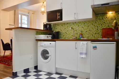 1bedroom flat in the heart of the Marais area