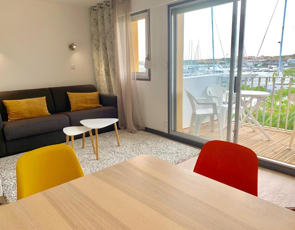 Appartement Appartement 1ère ligne VUE PORT avec balcon, piscine 25 Impasse du Globe, 34300 Le Cap d\'Agde