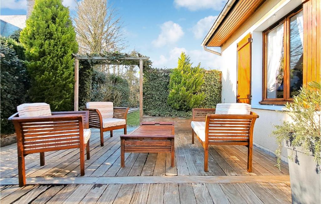 2 Bed apartment on the Dordogne River