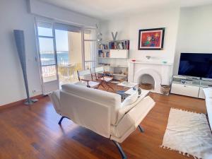 2 bedroom, 2 bathrooms Suquet with sea view 314