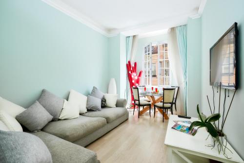 2 Bedroom Apartment 5 min walk from Monte Carlo Casino