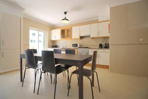 2 Bedroom Apartment 500m From The Beach - Algarve