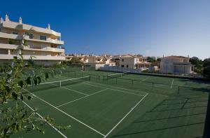 2 bedroom apartment Vila Rosal São Rafael Albufeira swimming pool tennis wifi