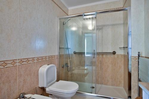 2 Bedroom Apartment with Pool in Vila Marachique, Alvor