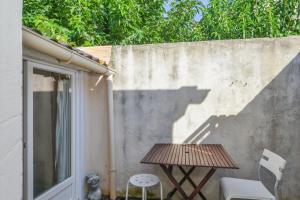 2-bedroom apartment with terrace typical of Avignon Welkeys