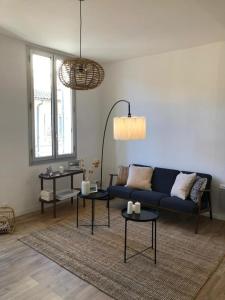 2 bedroom apt with BALCONY - Historical center