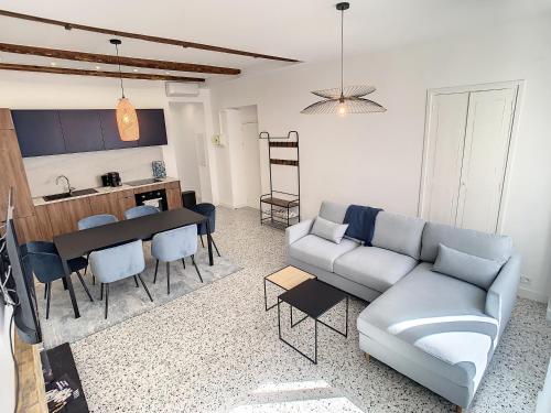 2 bedroom Majestic, 1 min to the Croisette 357