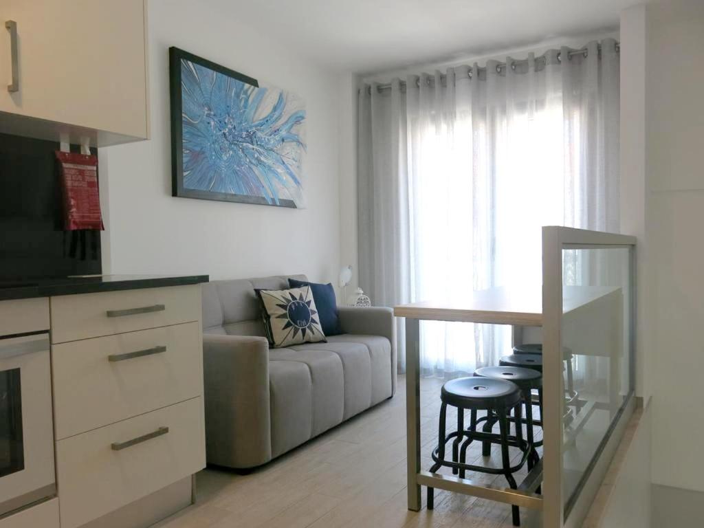 2 bedrooms appartement at Nazare 500 m away from the beach with sea view terrace and wifi Rua Alves Redol Leiria, 2450-106 Nazaré