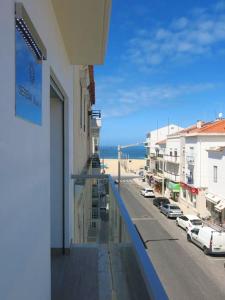 2 bedrooms appartement at Nazare 500 m away from the beach with sea view terrace and wifi