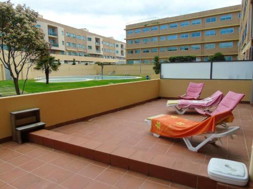 2 bedrooms appartement at Povoa de Varzim 800 m away from the beach with shared pool and enclosed garden