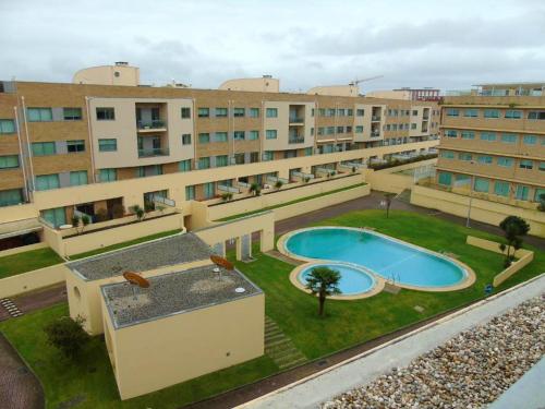 2 bedrooms appartement at Povoa de Varzim 800 m away from the beach with shared pool and enclosed garden