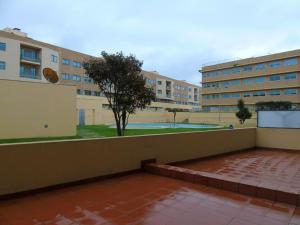 2 bedrooms appartement at Povoa de Varzim 800 m away from the beach with shared pool and enclosed garden
