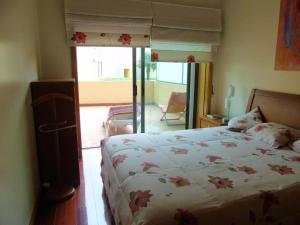 2 bedrooms appartement at Povoa de Varzim 800 m away from the beach with shared pool and enclosed garden
