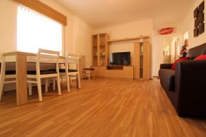 2 bedrooms appartement with city view at Portimao 1 km away from the beach