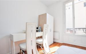 2 bedrooms center cannes frgk