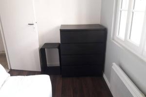 2 chambres, 50m centre ville plage, terrasse wifi