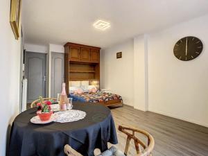 Appartement 2 Minutes a la PLAGE 2 etage 12 Rue du Cros Vieil 06400 Cannes Provence-Alpes-Côte d\'Azur