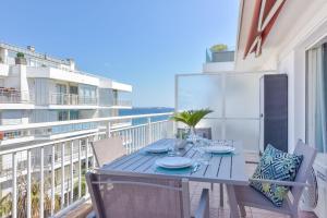 Appartement 2 minutes walking distance to beaches and shopping! With Terrace 16 avenue de la Reine Astrid 06400 Cannes Provence-Alpes-Côte d\'Azur