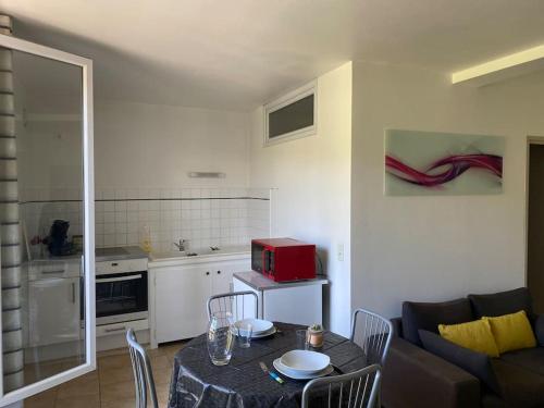 2 P en plein coeur de la Provence