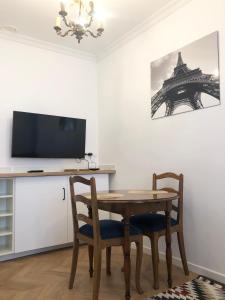 2 pieces 1 bedroom apartment 10 mins walking Château Versailles