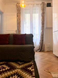 2 pieces 1 bedroom apartment 10 mins walking Château Versailles
