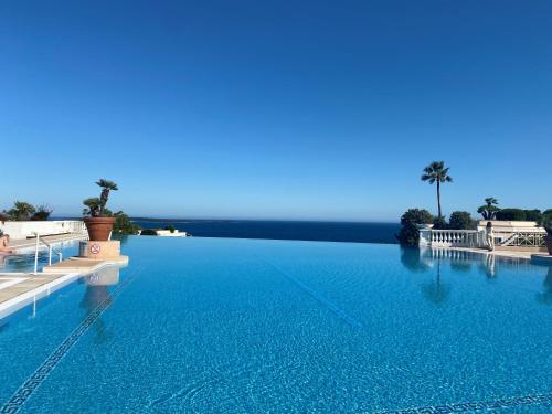 2 pièces-Cannes-Côte d'Azur-Vue mer 2B