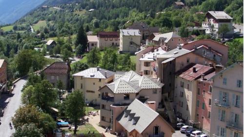 Appartement 2 pièces centre village 32 Rue Droite 06660 Saint-Étienne-de-Tinée Provence-Alpes-Côte d\'Azur