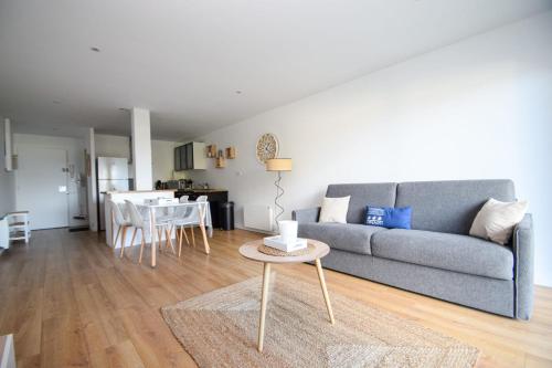 2 pièces cosy avec terrasse privée 5min à pied de la plage