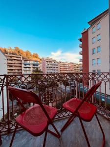 2 pièces de charme dans maison typique centre Menton