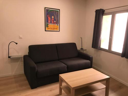 2 pièces Hyper Centre Équipé et Confortable Toulon