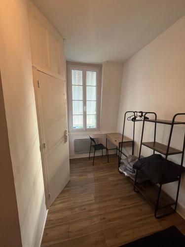 2 pieces la garennes colombes proche Paris