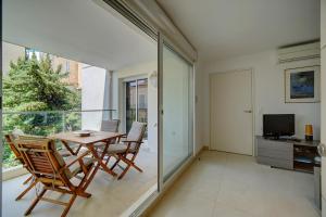 Appartement 2 PIECES MODERNE AVEC TERRASSE ET PARKING A 3MN DES PLAGES !l- A1B230 Georges Clémenceau, 46 06400 Cannes Provence-Alpes-Côte d\'Azur