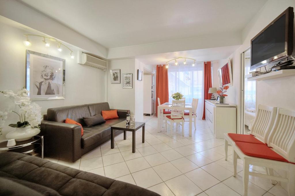 Appartement 2 pieces moderne centre ville A1B237 Commandant Vidal, 7 06400 Cannes
