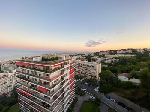 Appartement Appartement 2 pièces vue mer à Nice Fabron les Constellations Piscine 10mn promenade des Anglais Le Vega Avenue Joseph Giordan 42 Nice