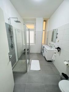 2 Room Apartment am Ufer mit Boxspringbetten