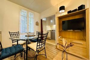 2 room apartment in the heart of the residential area of Velpeau