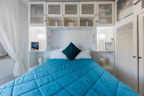 2 Room Condo - 5 mins from Costa da Caparica Beach & Bars