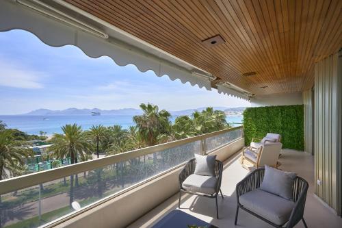 2 ROOM CROISETTE BEACHES Sea View
