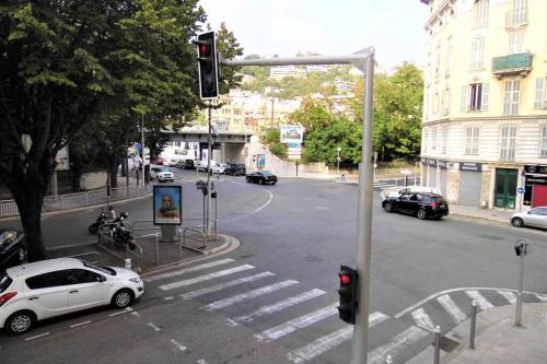 2 spacious bedrooms near Riquier station!
