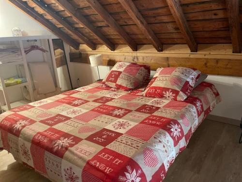 2 story 5 bed chalet style apartment