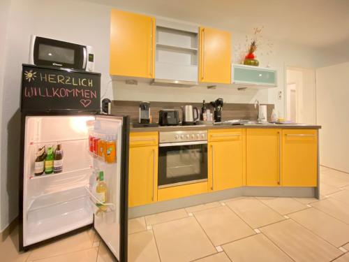 2 Zi-Appartement, 70 qm, max 4 Pers, private Terasse, 2 Parkplätze, Internet 250 MBit